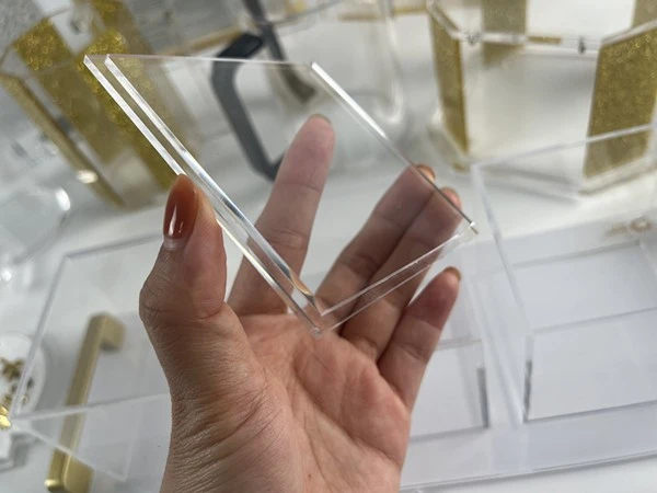 Acrylic Kosher Pastry Box With Tray Acrylic Kosher Pastry Box With Tray