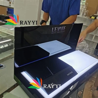 Analysis of the advantages of customizing acrylic e-cigarette display racks